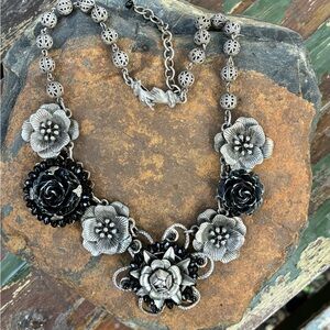 LaContesa Handmade Pewter Necklace